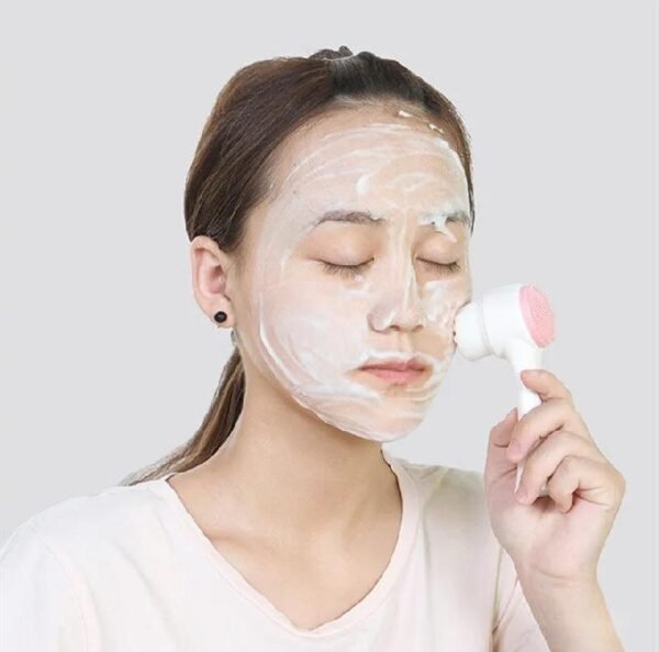 Facial Cleansing Massager Brush - Image 3