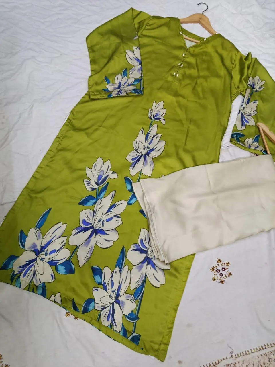 2 Pcs Women's Stitched Silk Digital Print Shirt And Trouser - Image 6