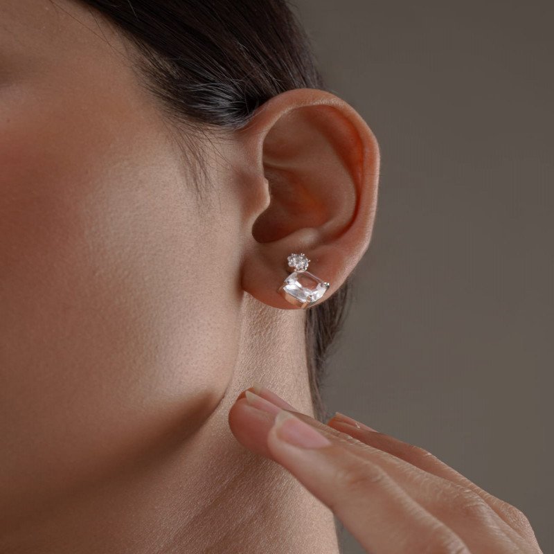 Sovereign Twist Pendant - Image 7