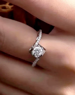 Adjustable Side Love Heart Synthetic Cubic Zirconia Ring for Girls - Image 4