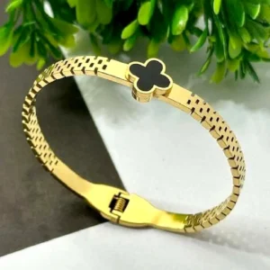 Minimalist Lucky Clover Stainless Steel Bangle Bracelet