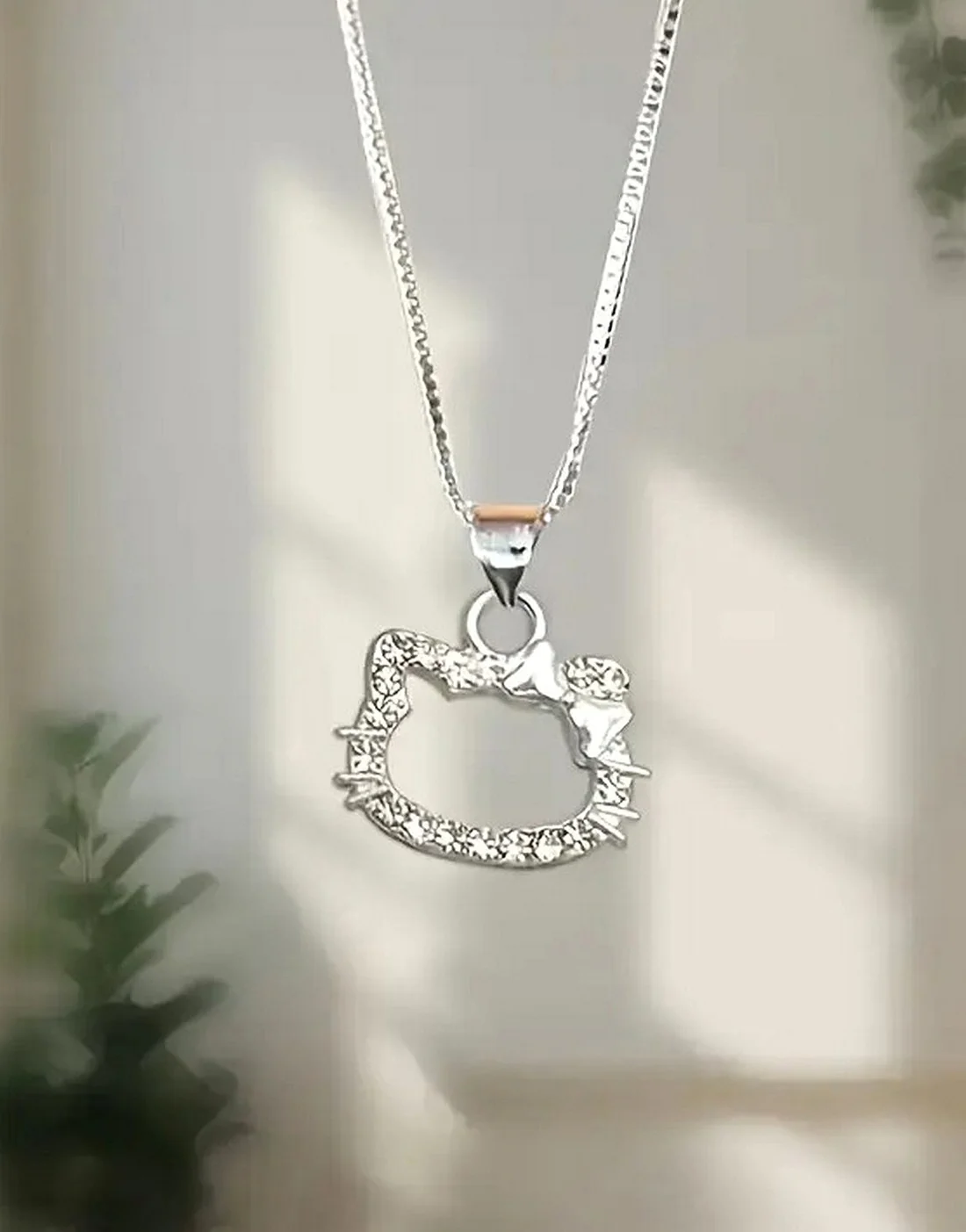 Hello Kitty Zinc Alloy Silver Pendant Necklace for Girls