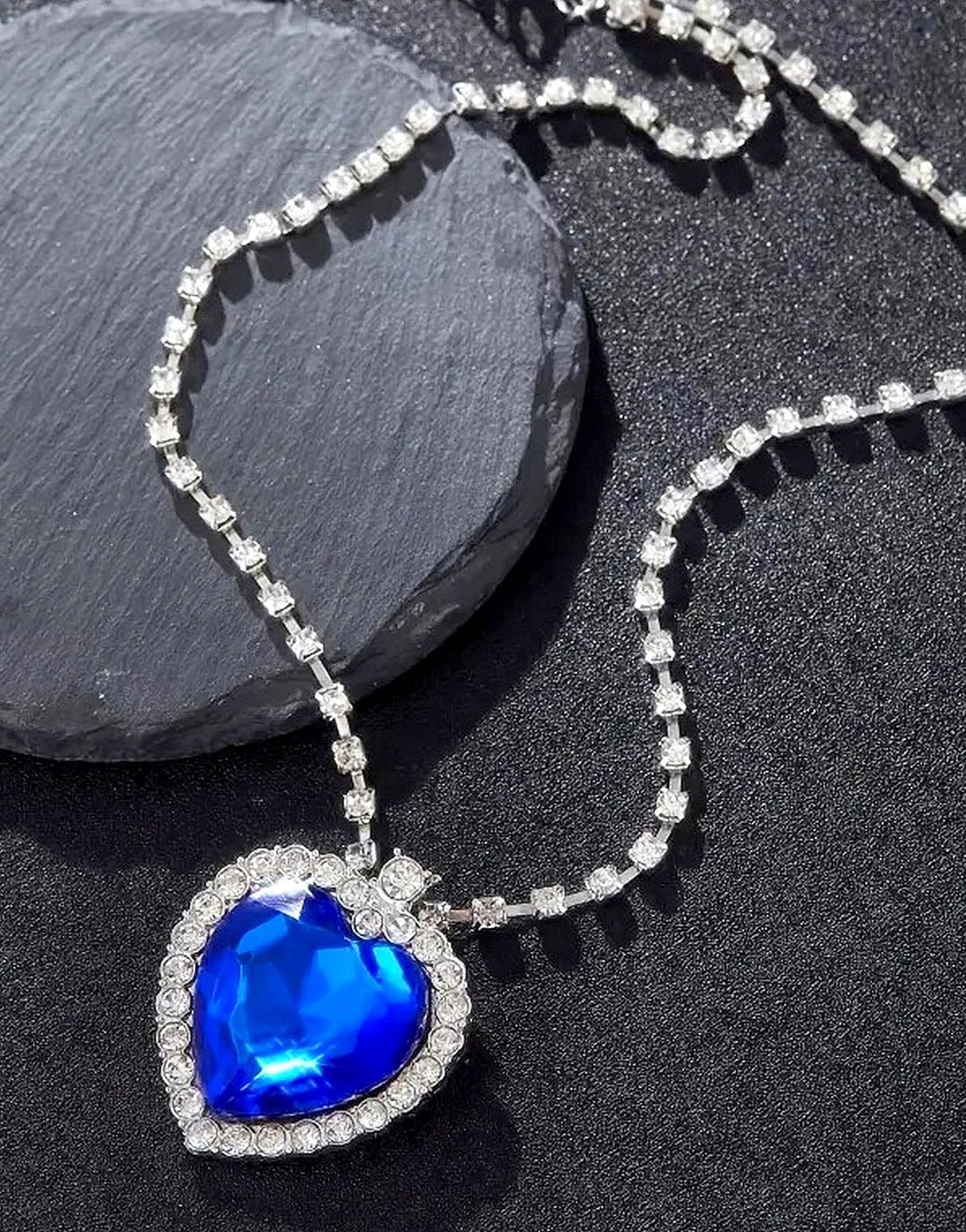 Luxurious Titanic Heart of the Ocean Inspired Blue Stone Necklace for Women - Image 6