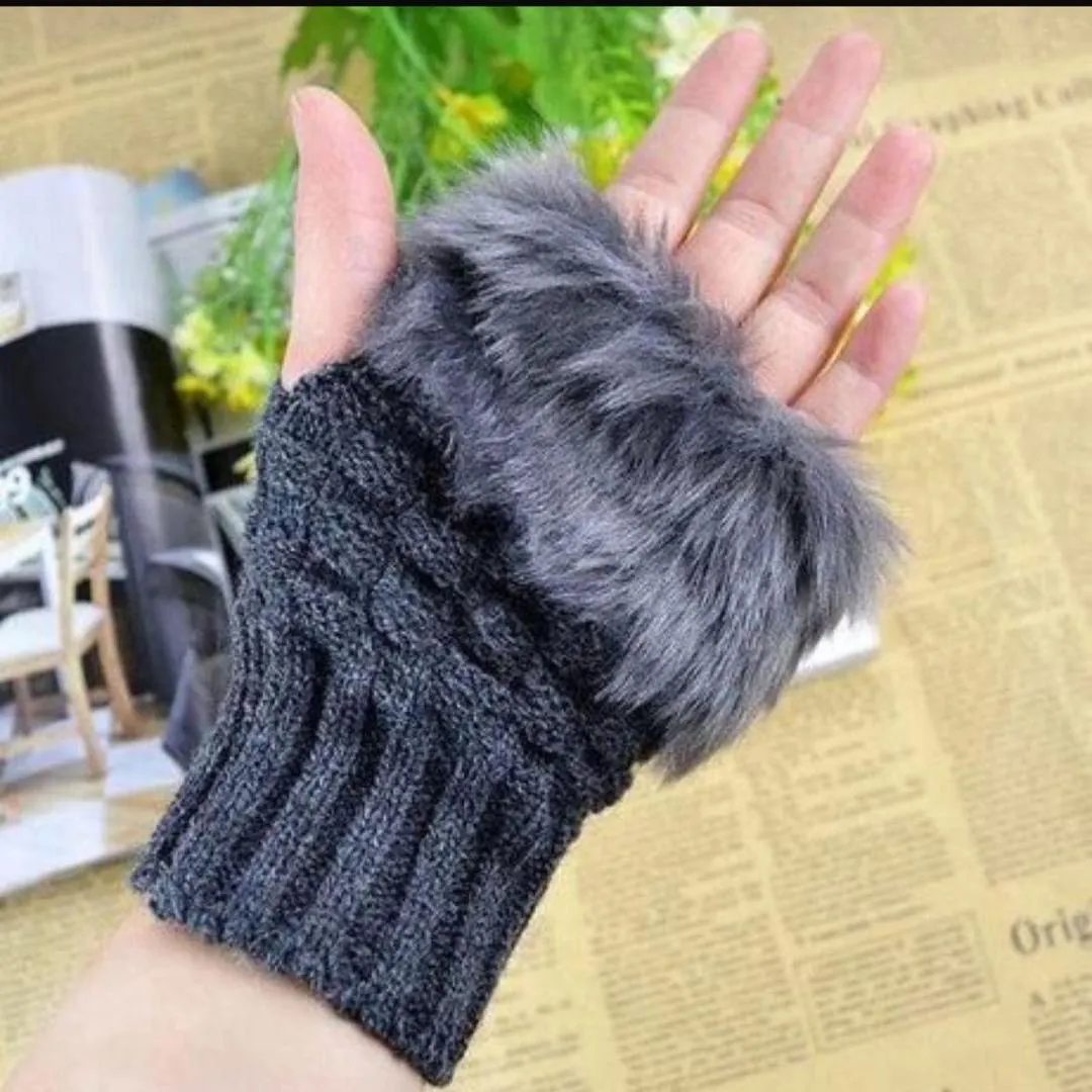 Warm Fingerless Gloves - 1 Pair Wool & Fur Fingerless Gloves Women's Winter Accessory - Image 3